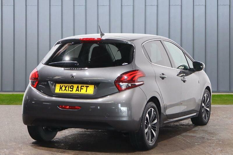 Peugeot 208 1.2 Puretech 82Bhp Tech Edition Ss Hb Grey #9