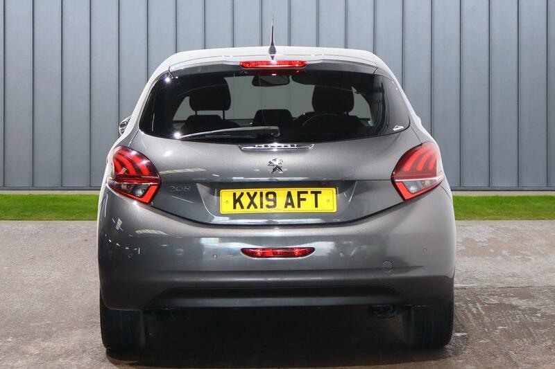 Peugeot 208 1.2 Puretech 82Bhp Tech Edition Ss Hb Grey #7