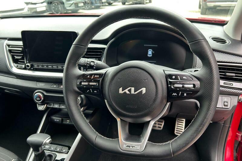 Kia Stonic 1.0T Gdi 99 Gt-line Red #25