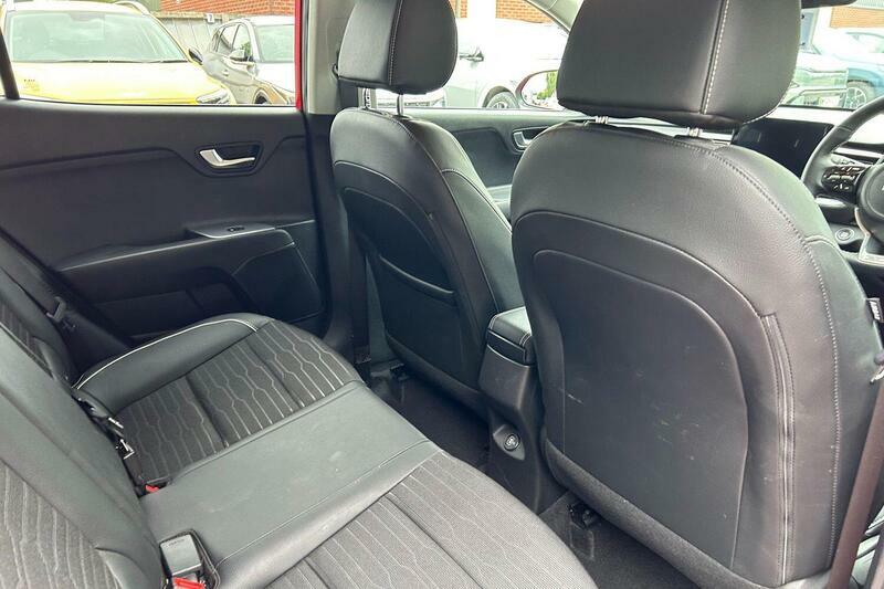Kia Stonic 1.0T Gdi 99 Gt-line Red #11