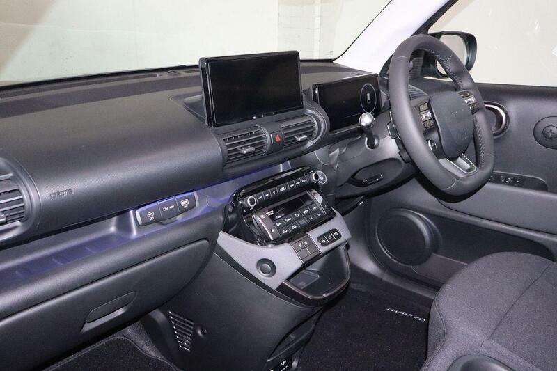 Hyundai Inster Long Range 49Kwh 02 Black #2