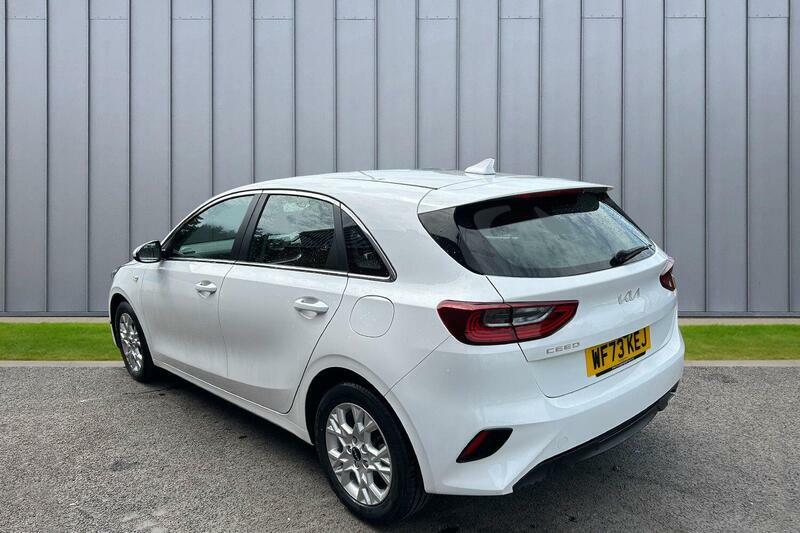 Kia Ceed 1.5 T-gdi 2 Euro 6 Ss Non-adap White #3