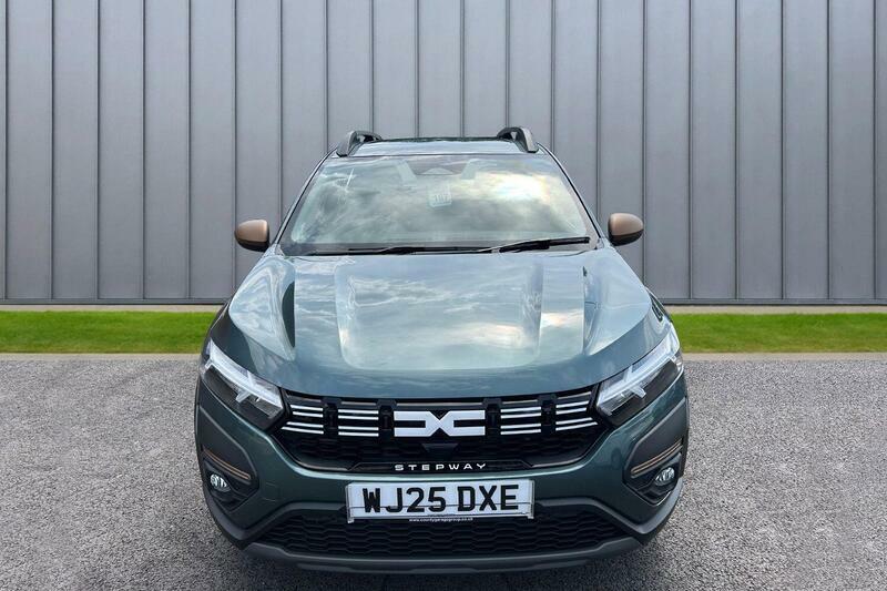 Dacia Sandero Stepway 1.0 Tce Extreme Cvt Euro 6 Ss Green #4