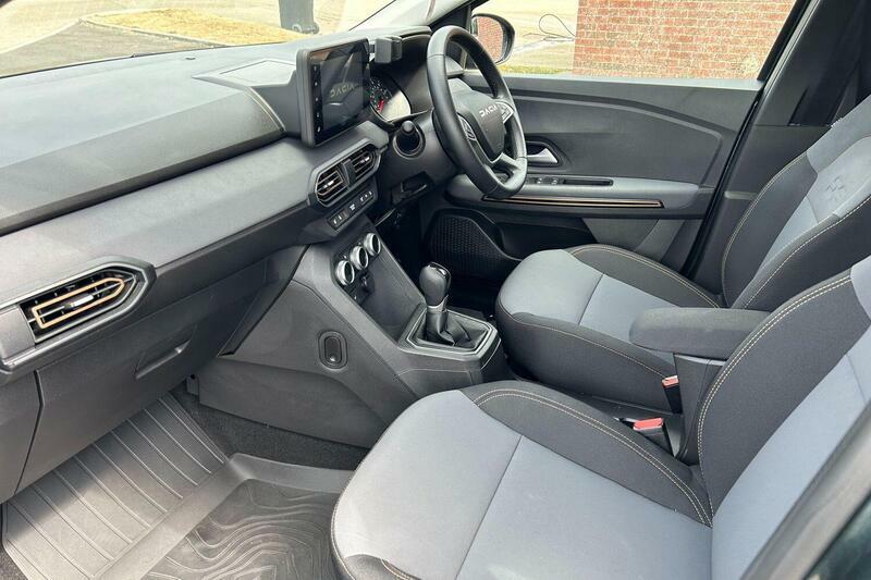 Dacia Sandero Stepway 1.0 Tce Extreme Cvt Euro 6 Ss Green #2
