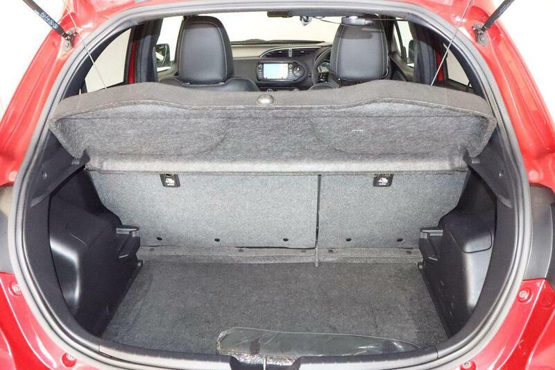 Toyota Yaris 1.5 Vvt-i Icon White #18