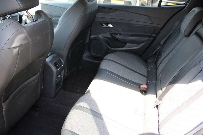 Peugeot 408 1.2 Puretech Gt Eat8 Black #11