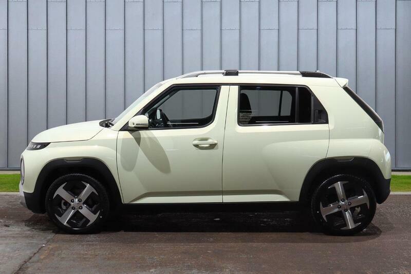 Hyundai Inster Long Range 49Kwh 02 Yellow #6
