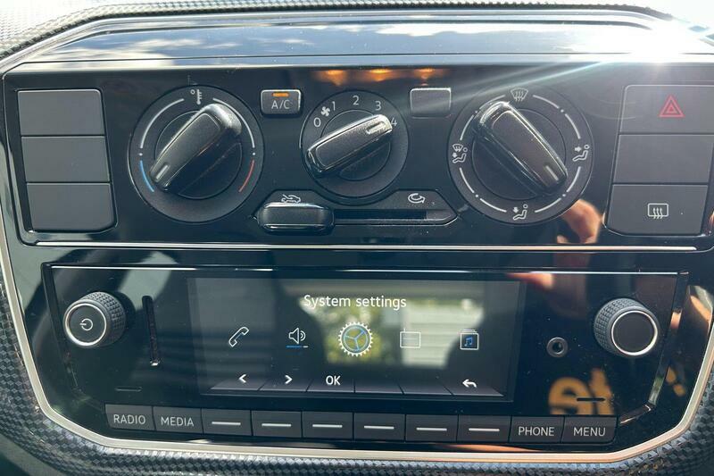 Volkswagen Up 1.0 Up Beats Euro 6 Ss Black #11