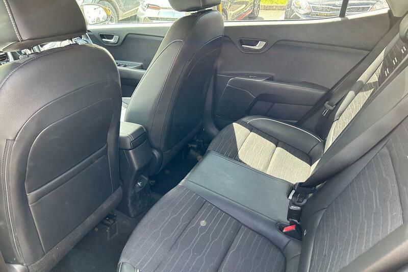 Kia Stonic 1.0 T-gdi Mhev Gt-line Euro 6 Ss Black #10
