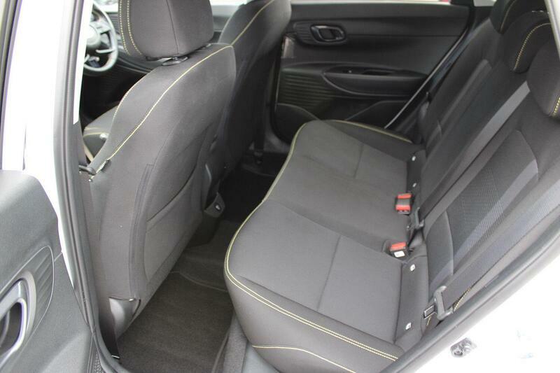 Hyundai I20 1.0T Gdi Premium Black #11