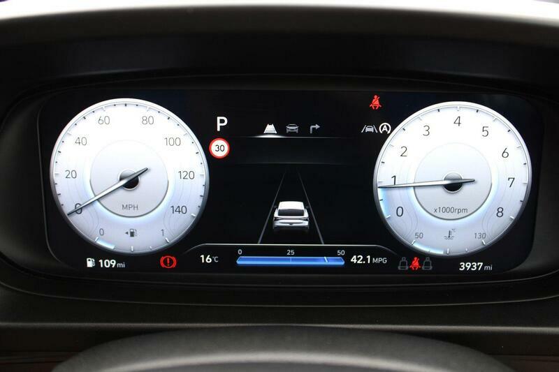 Hyundai I20 1.0T Gdi Premium Black #26