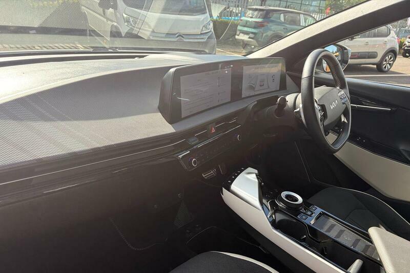 Kia EV6 77.4Kwh Gt-line S White #2