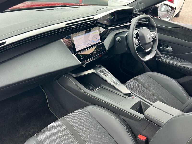 Peugeot 308 SW 1.2 Hybrid Gt E-dsc6 Euro 6 Ss Red #2