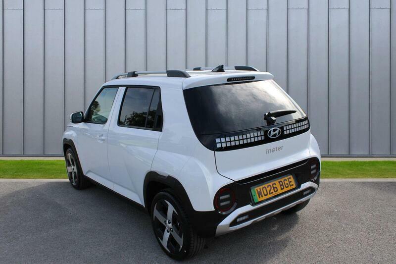 Hyundai Inster Long Range 49Kwh 02 White #5