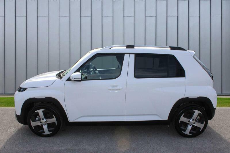 Hyundai Inster Long Range 49Kwh 02 White #6