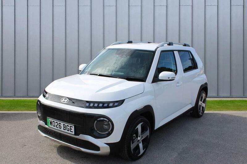Hyundai Inster Long Range 49Kwh 02 White #4