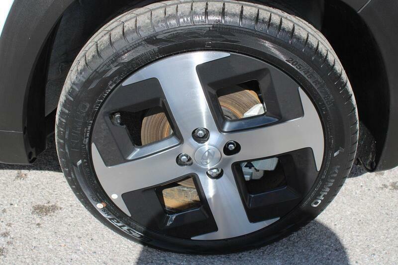 Hyundai Inster Long Range 49Kwh 02 Suv 115 Ps Black #18