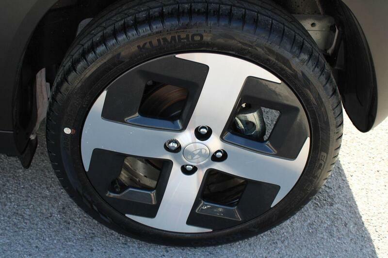 Hyundai Inster Long Range 49Kwh 02 Suv 115 Ps Black #20
