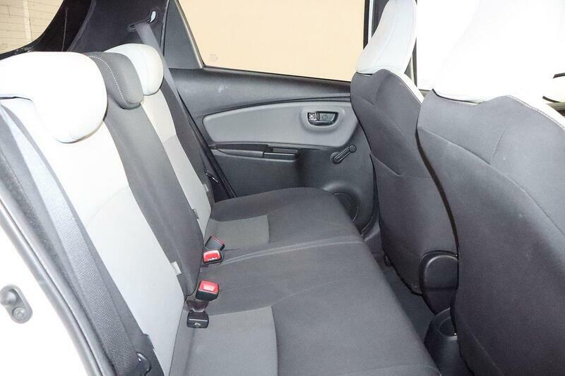 Toyota Yaris 1.5 Vvt-h Icon Hatchback Hybrid E-cvt E Red #13