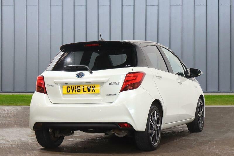 Toyota Yaris 1.5 Vvt-h Icon Hatchback Hybrid E-cvt E Red #8