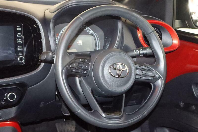 Toyota Aygo X 1.0 Vvt-i Exclusive #17