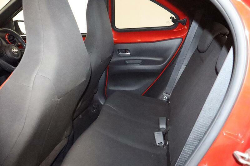 Toyota Aygo X 1.0 Vvt-i Exclusive #13