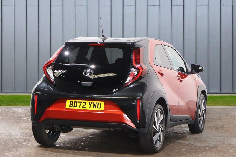 Toyota Aygo X 1.0 Vvt-i Exclusive #8