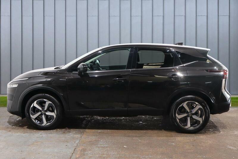 Nissan Qashqai 1.3 Dig-t Mhev N-connecta Euro 6 Ss Black #6