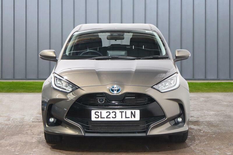 Toyota Yaris 1.5 Vvt-h Design E-cvt Euro 6 Ss Brown #2