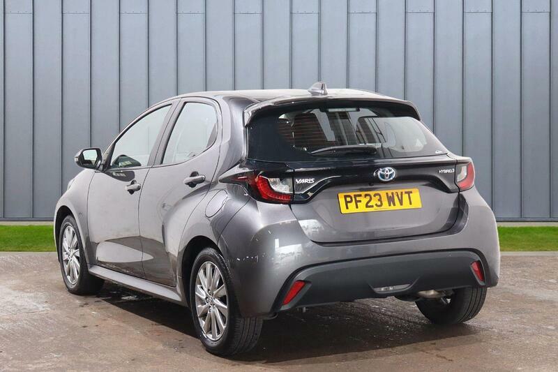 Toyota Yaris 1.5 Vvt-h Icon E-cvt Euro 6 Ss PF23WVT Grey #4