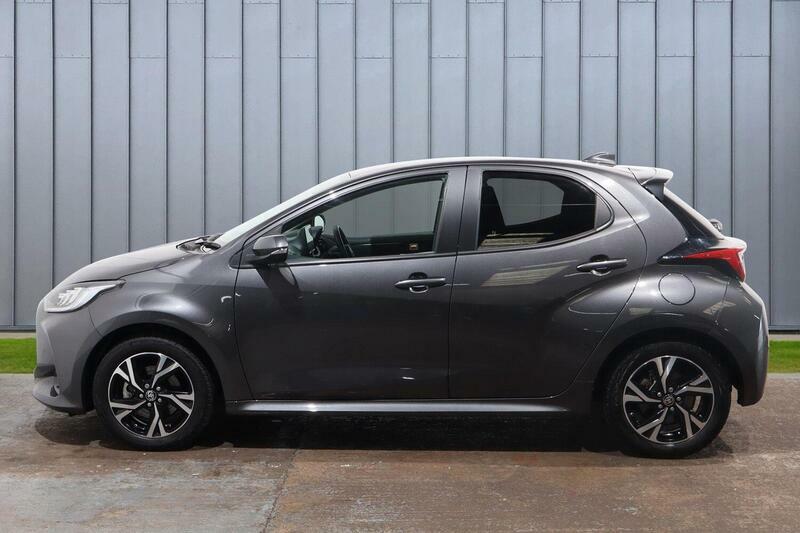 Toyota Yaris 1.5 Vvt-h Design E-cvt Euro 6 Ss WR24OPD Grey #5