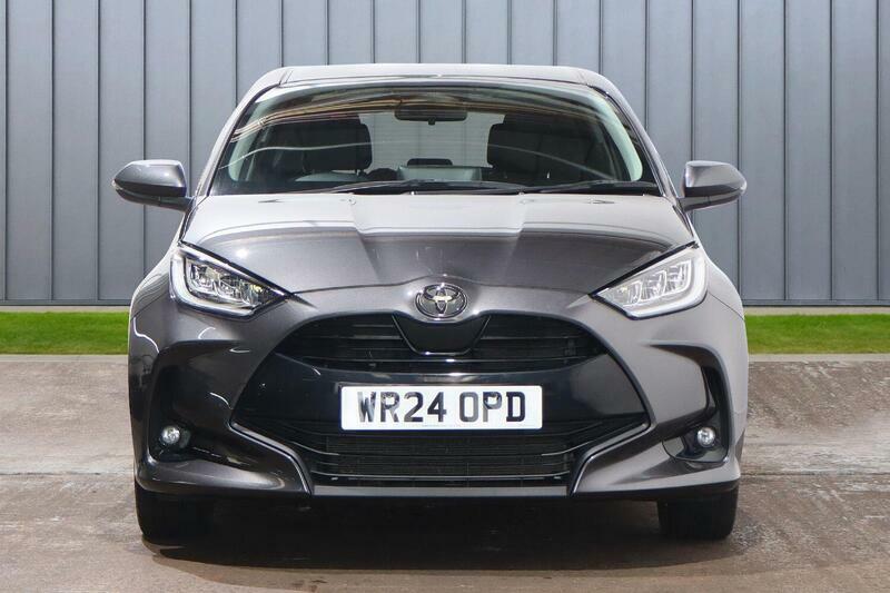 Toyota Yaris 1.5 Vvt-h Design E-cvt Euro 6 Ss WR24OPD Grey #2
