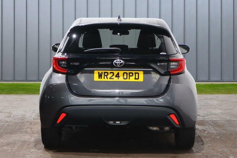 Toyota Yaris 1.5 Vvt-h Design E-cvt Euro 6 Ss WR24OPD Grey #6