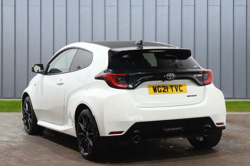 Toyota Yaris 1.5 Hybrid Excel Cvt Grey #4