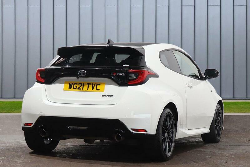 Toyota Yaris 1.5 Hybrid Excel Cvt Grey #8