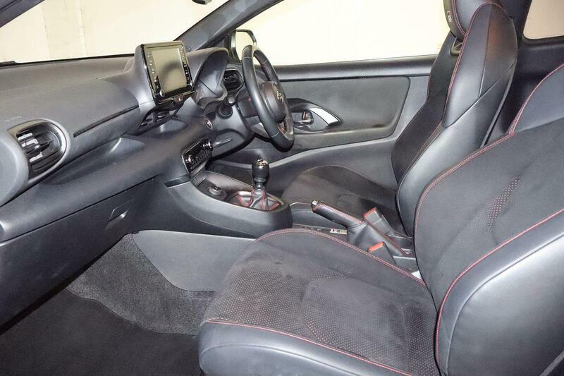 Toyota Yaris 1.5 Hybrid Excel Cvt Grey #19