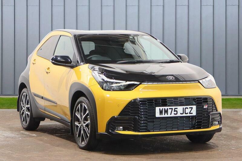 Toyota Aygo X 1.5H Gr Sport Cvt Euro 6 Ss Yellow