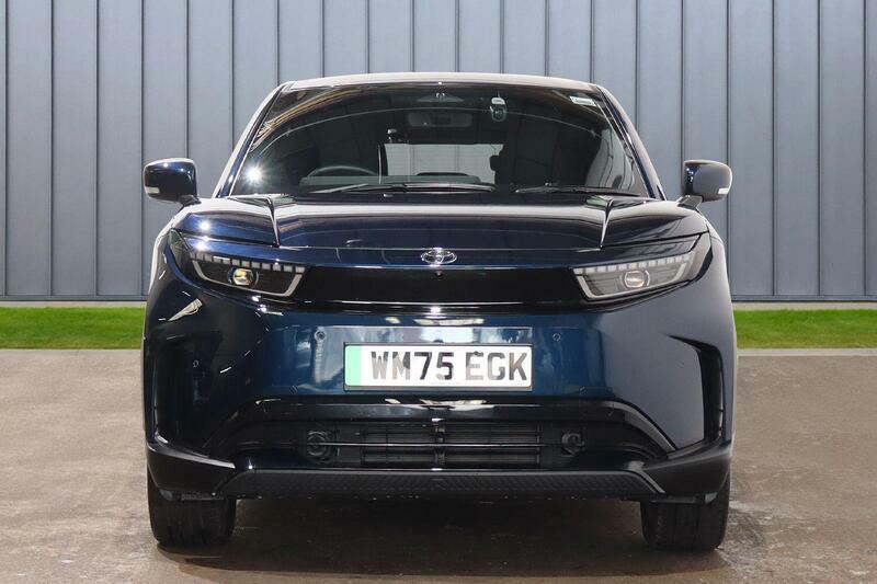 Toyota Urban Cruiser 61Kwh Design Blue #2