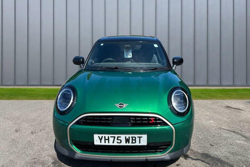 Mini Hatch 2.0S Exclusive Steptronic Euro 6 Ss YH75WBT Green #4