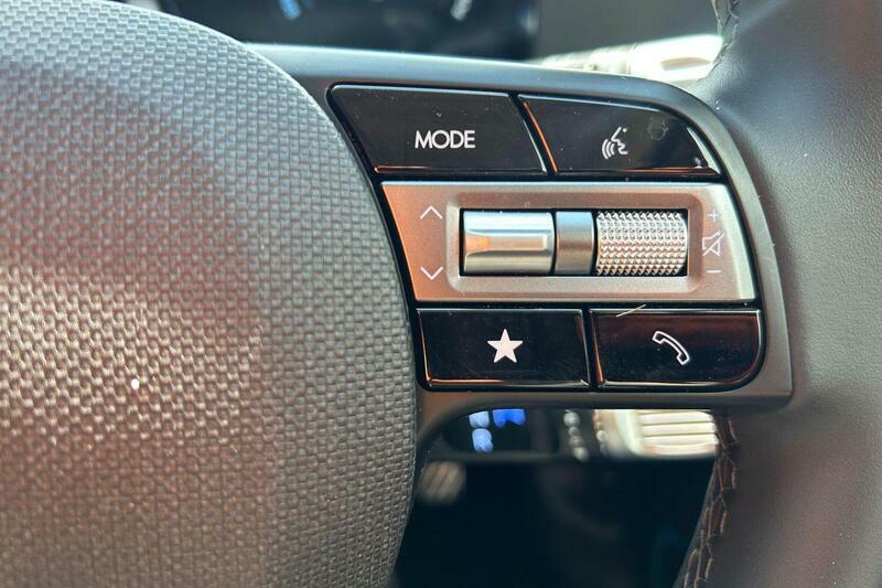 Hyundai Ioniq 5 84Kwh Ultimate Hatchback Awd 32 #13