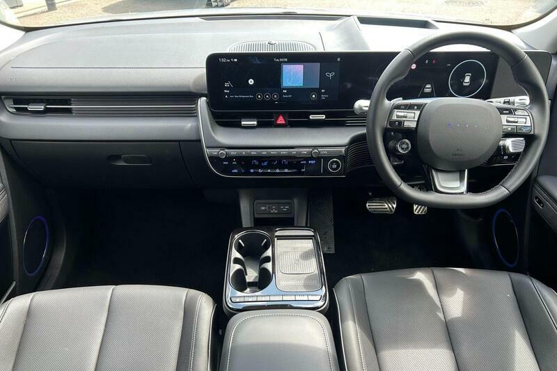 Hyundai Ioniq 5 84Kwh Ultimate Hatchback Awd 32 #9