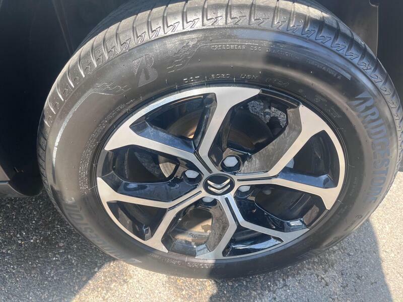 Citroen C3 Aircross 1.2 Puretech 130 Max Eat6 Red #40