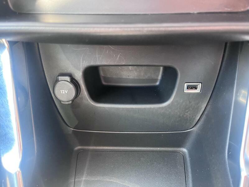 Citroen C3 Aircross 1.2 Puretech 130 Max Eat6 Red #20