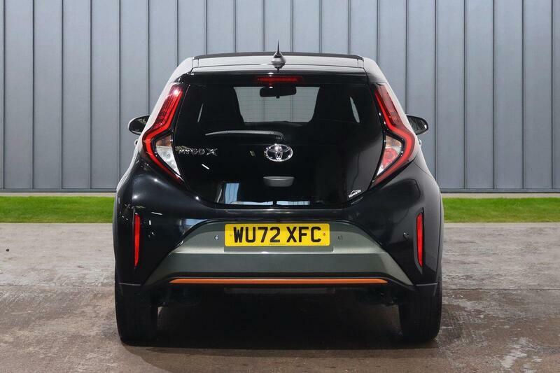 Toyota Aygo X 1.0 Vvt-i Limited Edition Canvas Roof Euro 6 S Green #6
