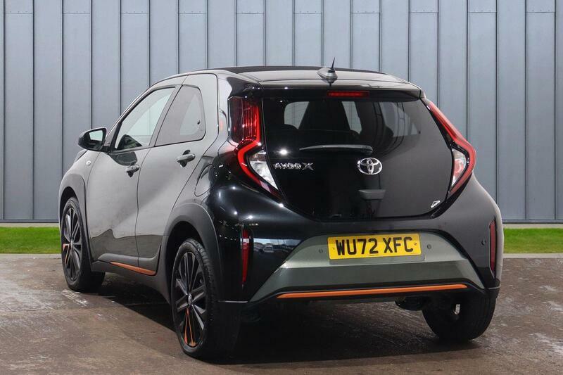 Toyota Aygo X 1.0 Vvt-i Limited Edition Canvas Roof Euro 6 S Green #4