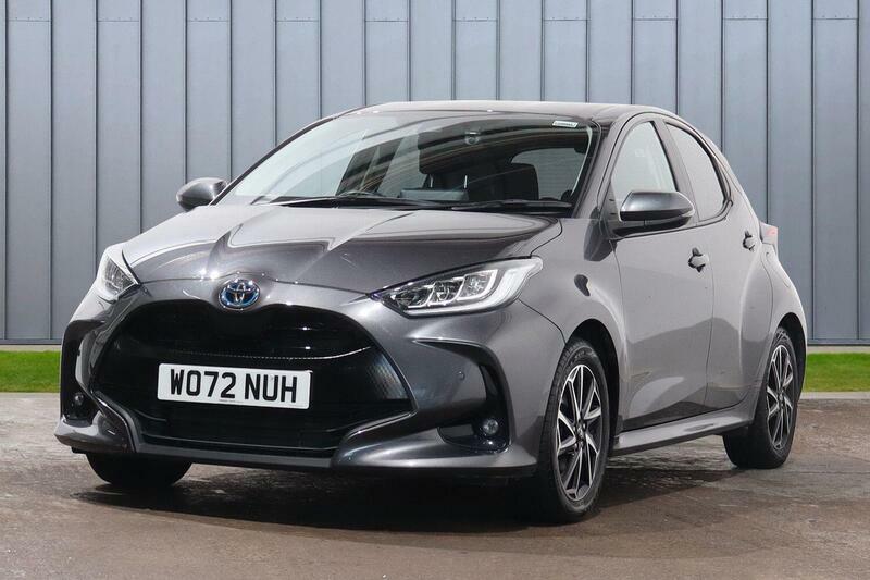 Toyota Yaris 1.5 Vvt-h Design E-cvt Euro 6 Ss Grey #4