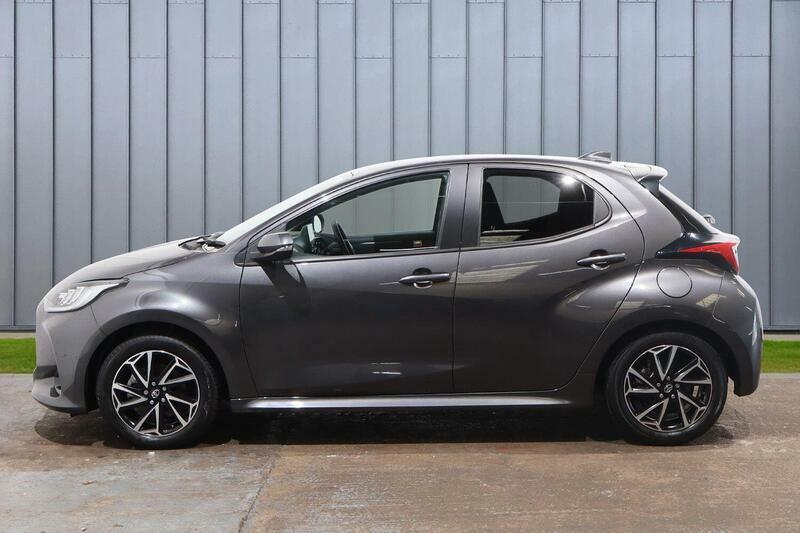 Toyota Yaris 1.5 Vvt-h Design E-cvt Euro 6 Ss Grey #6