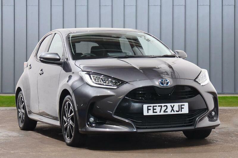 Toyota Yaris 1.5 Vvt-h Design E-cvt Euro 6 Ss Grey