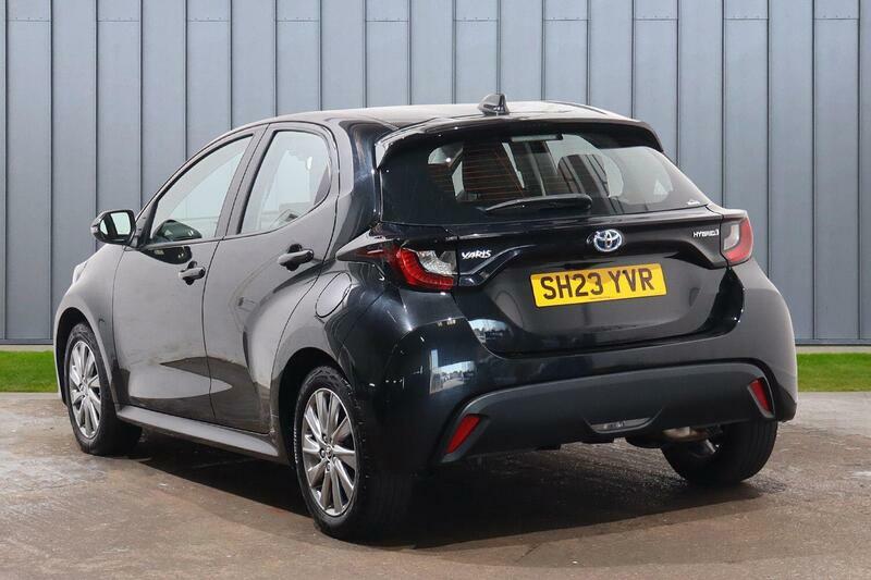 Toyota Yaris 1.5 Vvt-h Icon E-cvt Euro 6 Ss SH23YVR Black #5