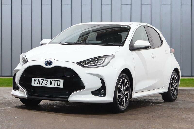 Toyota Yaris 1.5 Vvt-h Design E-cvt Euro 6 Ss White #5